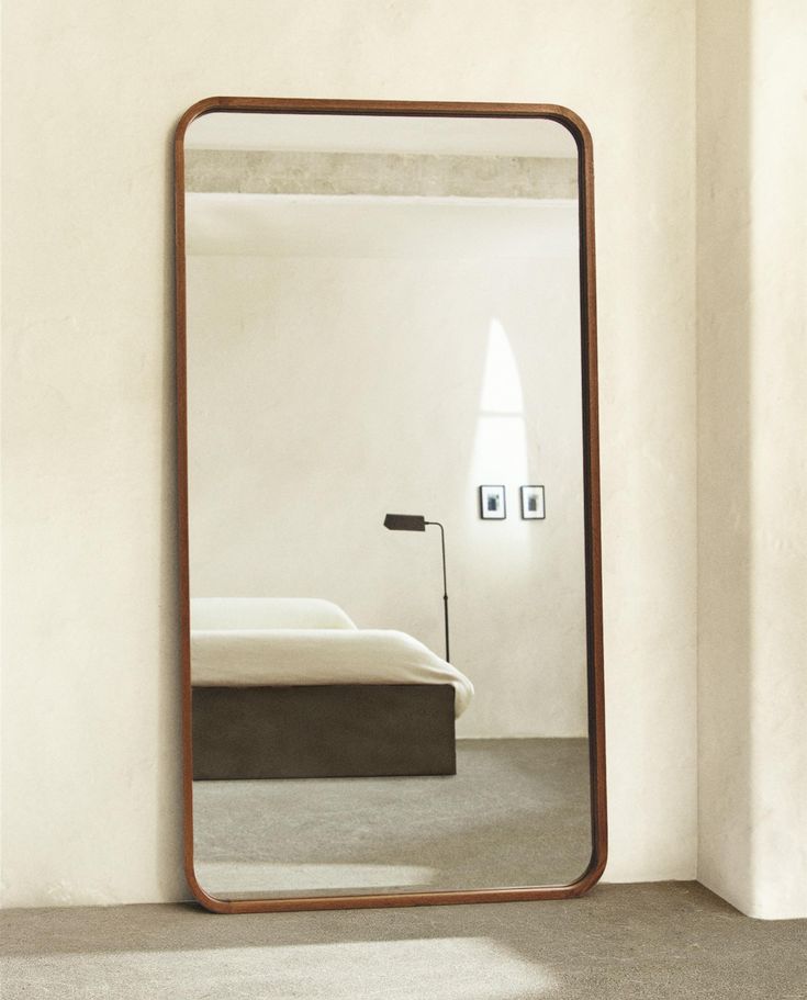 Luna Rounded Rectangle Mirror